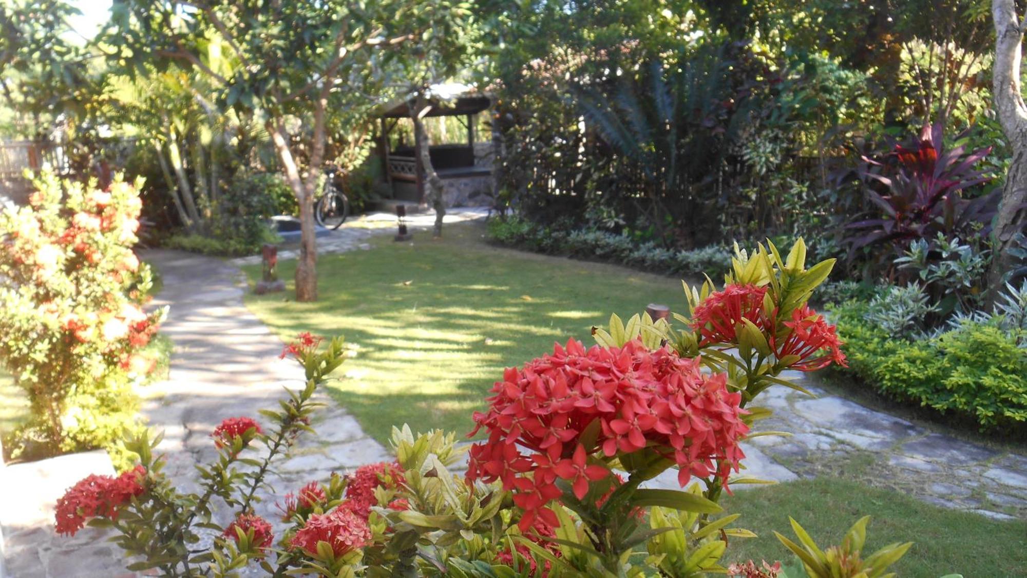 Taman Menjangan Homestay By Snorkelingmenjangan Banyuwedang Eksteriør billede