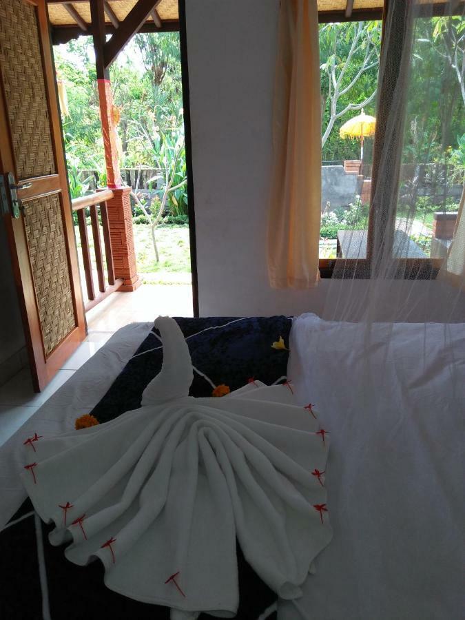 Taman Menjangan Homestay By Snorkelingmenjangan Banyuwedang Eksteriør billede